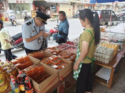 縣市場監(jiān)督管理局開展中秋月餅專項檢查 守護佳節(jié)“舌尖安全”