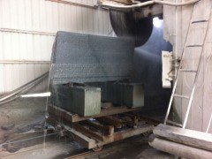 長泰芝麻黑石材廠 專業(yè)石材加工，鑄就建筑之美